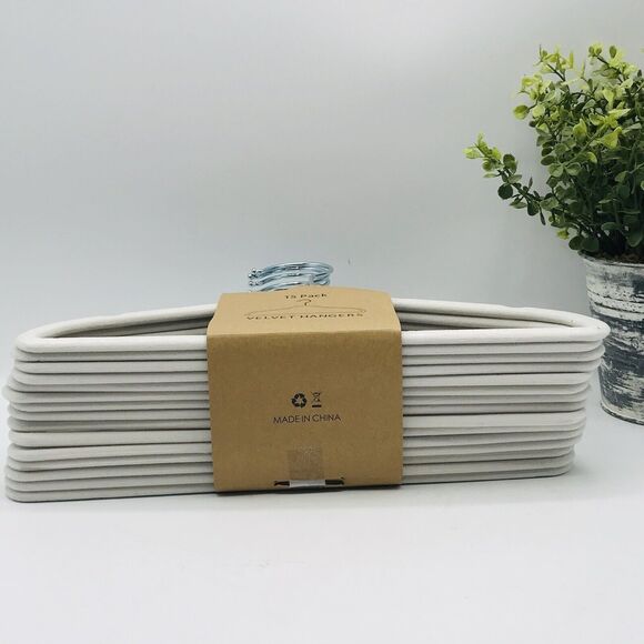 15 Pack Baby Hangers Childrens, Kids Hangers with Velvet Hangers 11 Inch - Picture 3 of 4